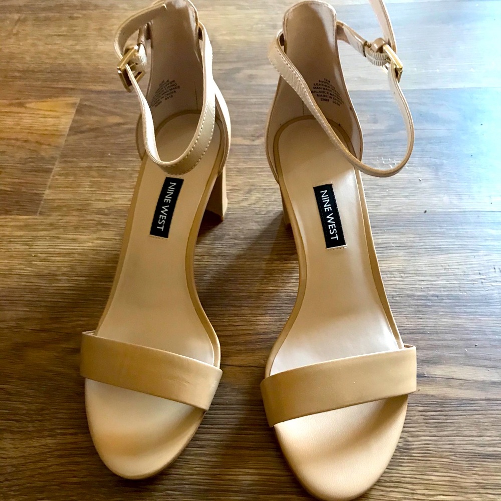 Nine West Heels- like new